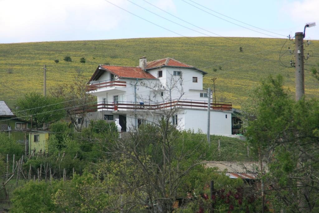 Bryastovets Villa Sanaan חדר תמונה